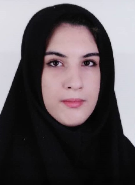 زهرا کریمی